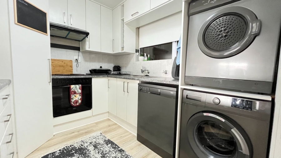 2 Bedroom Property for Sale in De Bakke Western Cape